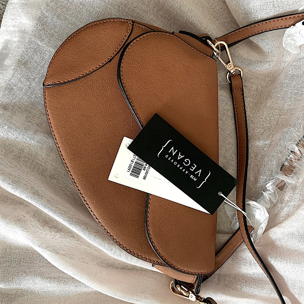 Vegan Handbag saddle bag dupe